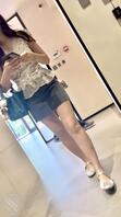 日常偷拍女同事和给她们物品打胶。发完清库存