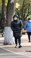 公园老头乐（这老逼好久没看见了第三张照片是这老逼长啥样太远不好拍）1