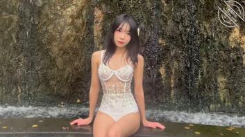 骚母狗的温泉之旅