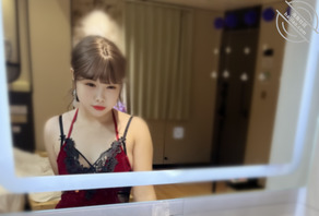 【真实乱伦】舅妈温泉戏水水中做爱潮崔 春节我妈帮我托着小舅好让我操舅妈1