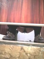 【原创厕拍】前台小姐姐，没有露脸，属于胖妞！！2