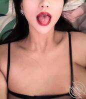 贡献我的老婆绿帽淫妻一起来接龙评论，重评羞辱我的骚穴老婆可以吗。2
