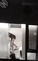 性感战袍美女，真空收拾战场0