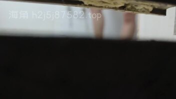 偷拍舅妈洗澡