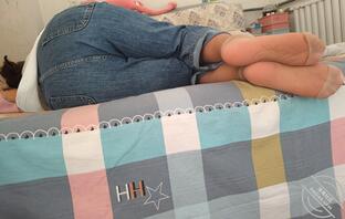 我的丝袜骚妈王静1