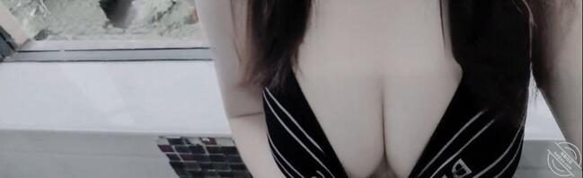 公交车上暴露奶子
