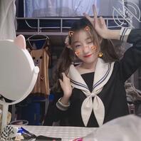 连云港清纯女大俏皮性感美腿黑丝自慰抠逼曝光