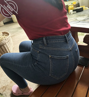 带朋友回家3p熟女妈妈 口交中出 同时进行0