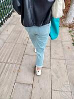 骚逼贱逼女友的大屁股2