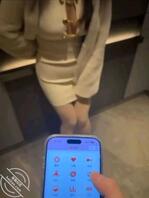 贡献骚货老婆，找单男大几把操2