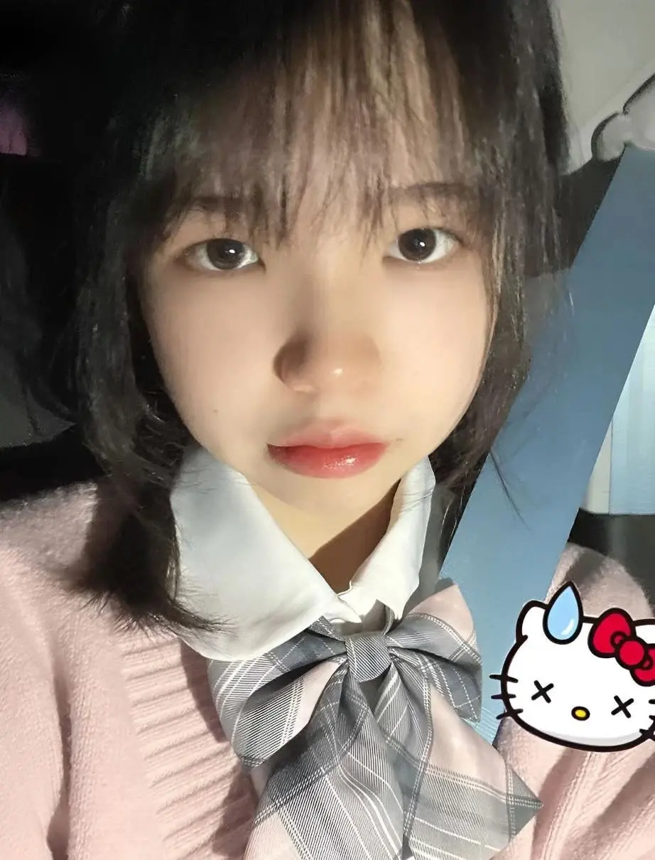 江苏溧阳开放大学生化母体毒体李思妤，邀请几位同学朋友群 P,导致在场所有人感染！