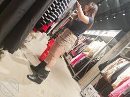 北京商场拍到丰满酷女孩！0