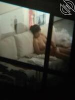 偷拍对面楼的少妇0