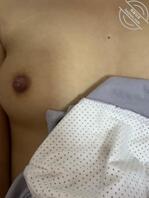 偷偷潜入哥哥的卧室