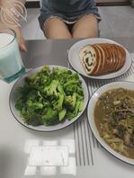 95下个月准备跟嫂子要孩子了,以后我随时都可以内射1