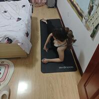 原创5.侄女在做瑜伽操，原谅我再一次的退缩了1