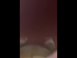 无套抽插女大学生骚逼，淫语对白，有实力站内