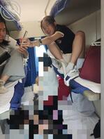 火车卧铺小萝莉，已成年
