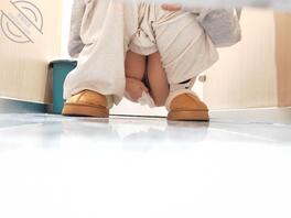 原创厕拍 鞋子相同的一对小姐妹2