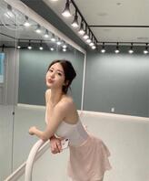 舞蹈系表姐真的是极品骚穴2