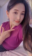女朋友骚妈妈和我妈妈对比 你们更喜欢那个？2
