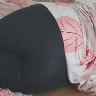分享给老妈买过的骚衣服和大肥臀0