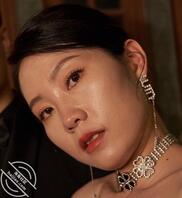 骚妈陈圳油脸渴望被射满精液