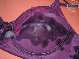 丈母娘骚到极致的紫色奶罩内衣2