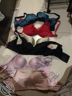 偷拍妈妈洗澡和骚妈的内衣内裤2