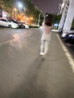 街拍：肥臀教练