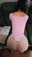 女儿练舞蹈0