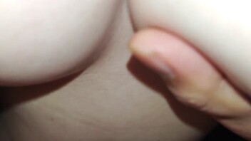 老婆发情，太害怕，求家人们帮助