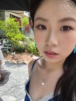 前男友很喜欢把他的贴在我脸上拍照 有点想他了
