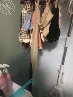 骚同事宿舍真乱，全是骚鞋子内衣丝袜1