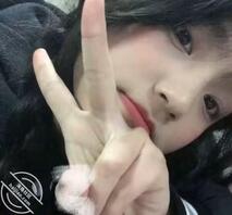 新聊的嫩妹，求屏射！！0