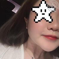 小美女的乳房又大又嫩，白白的，还有小脚丫。你们觉得怎么样求侮辱0