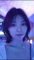 异地女友提供的撸管素材，露脸自慰到高潮，各位准备好纸巾保重身体