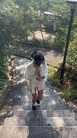 【露出专题】端午节骚逼来山上露露奶子和骚逼1