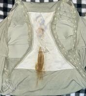 这条原味内裤有点重口了，有没有兄弟喜欢的。2