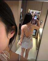 女儿说:妈妈好漂亮