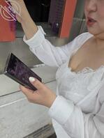 露脸偷拍遇到的吊钟大奶少妇2