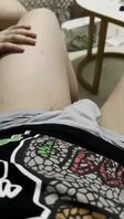 朋友的骚逼妈妈，水多，人骚，直接艹成水娃