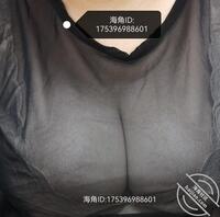 这套穿着如何？有没有勾起你们的欲望？大到快要爆炸的巨乳人妻！0