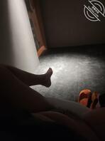 （巨坦）1.巨型巨乳坦克洗浴中心露出--淋浴时偷戴肛塞（屁眼很紧很好用）2