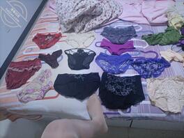 朋友妈妈的骚逼内裤