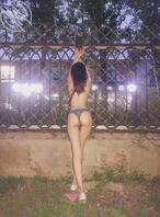 露出19，陪大叔泡温泉，感谢他一直以来对我的照顾和陪伴。0