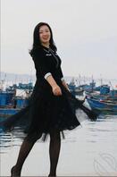 黑丝骚妈生活照1