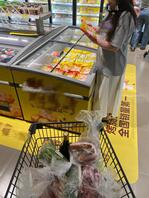 （小王日记）25:小王成功偷拍妈妈洗澡