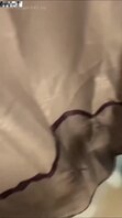 剧情版有文字哥哥哄骗妹妹乱伦无套内射自己的妹妹。