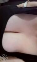 绿母分享妈妈的大奶子和内裤,求大家锐评我妈颜值身材不玻璃心1
